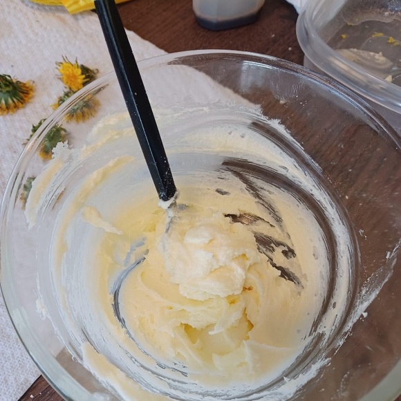 Live the life u always dreamed about filled with your favorite things ❤️ - Picture 5 of 7